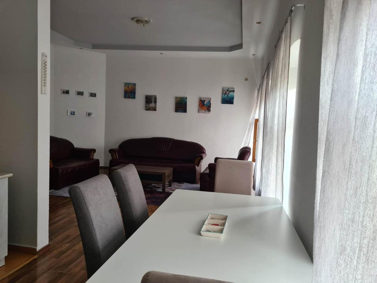 Stan Mostar-Mostovi Extérieur photo